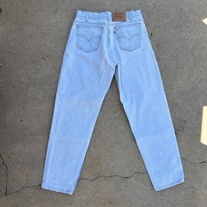 Beautiful Icy blue 1996 levi 550’s